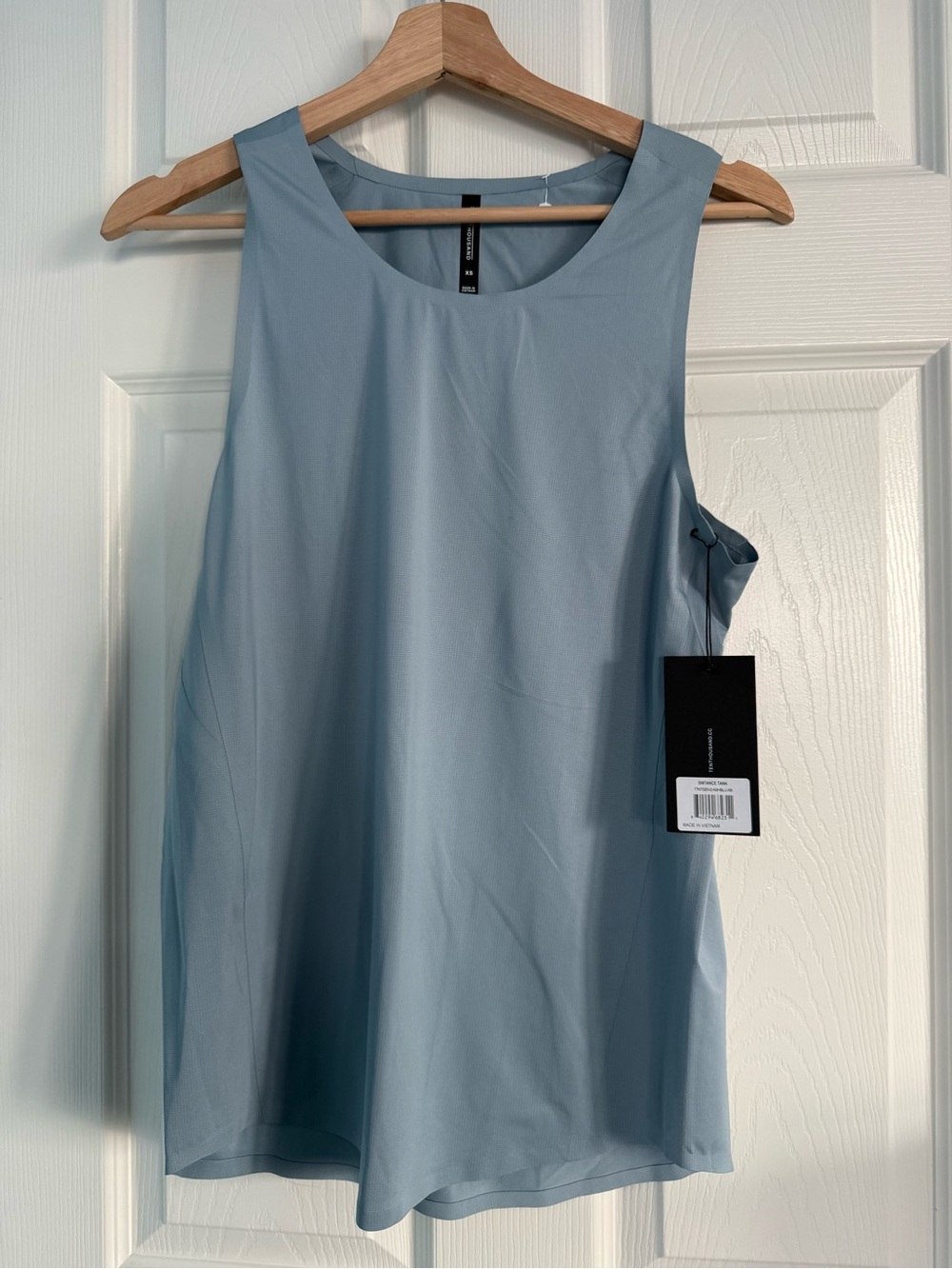 Ten Thousand Distance Tank Ash Blue NWT Extra Small XS